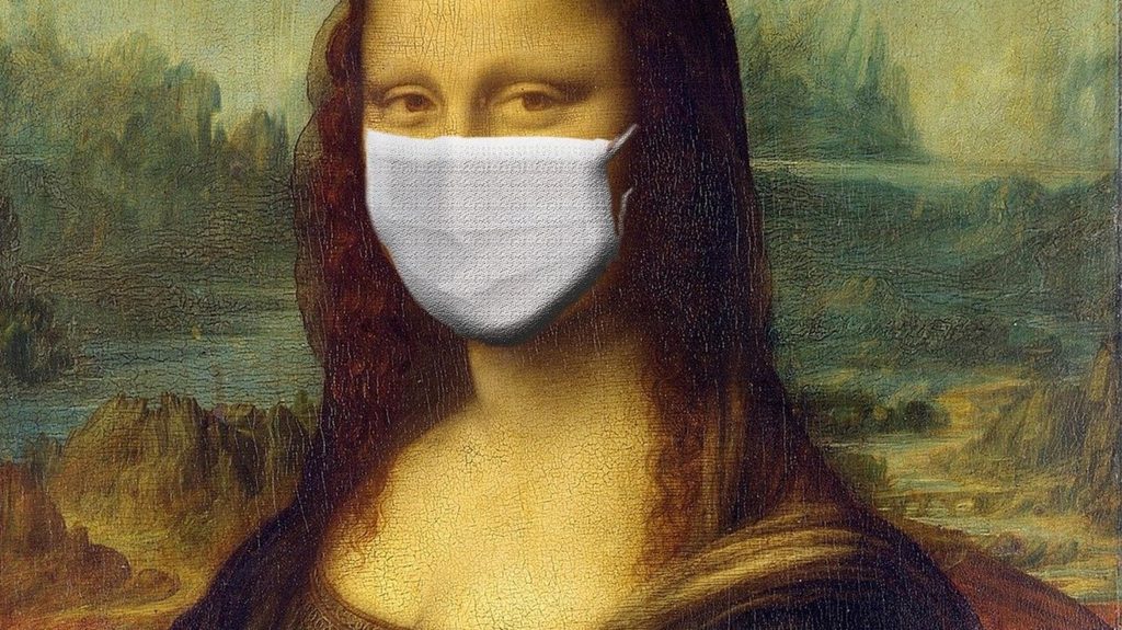The mona lisa with a medical mask on 