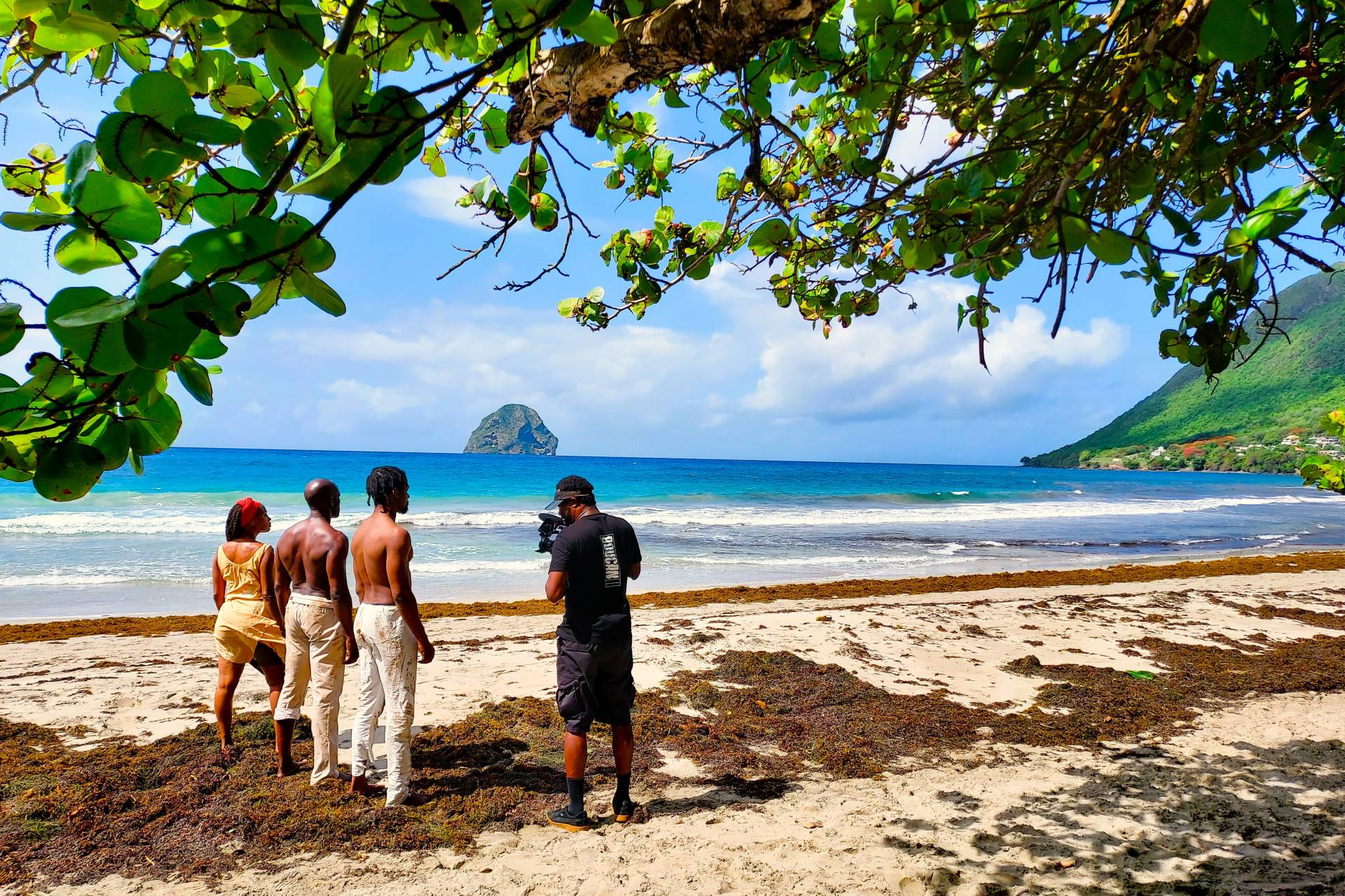 Read more about the article Afro-Caribbean Artists Reclaim Hidden Stories of Transatlantic Slave Trade in New Documentary by French Professor